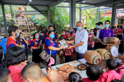 มะพร้าวทะเล มะพร้าวทะเล