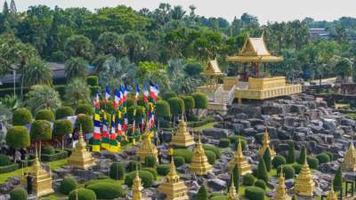 นงนุช เวิลด์ พัทยา สืบสานศรัทธาหิมาลัย เปลี่ยนธงมนตรา 9 ต้น เชื่อมวัฒนธรรมไทย–ภูฏาน–ทิเบต–เนปาล